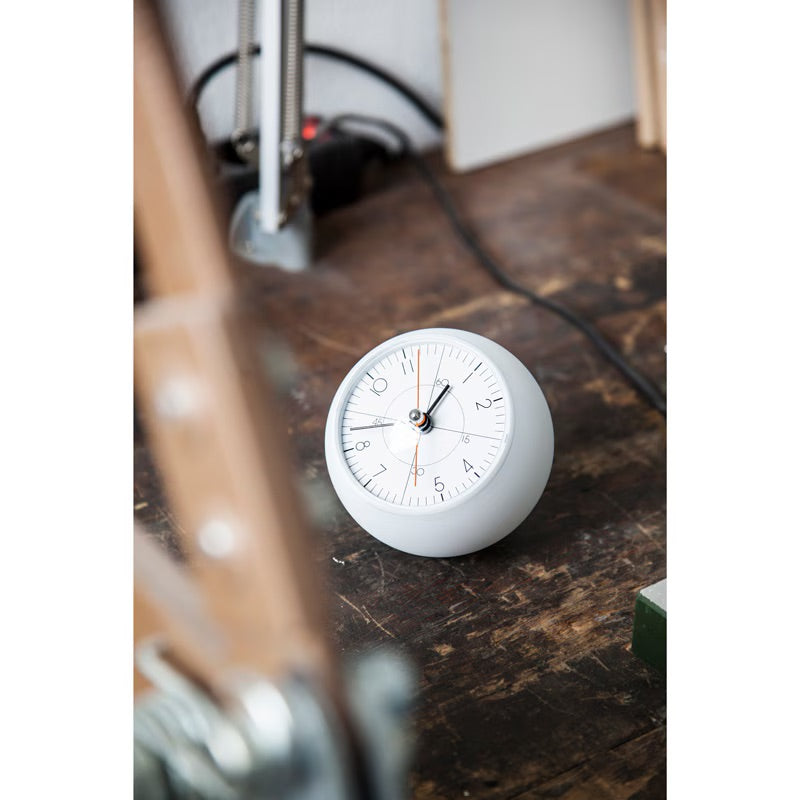 #model_earth clock less
