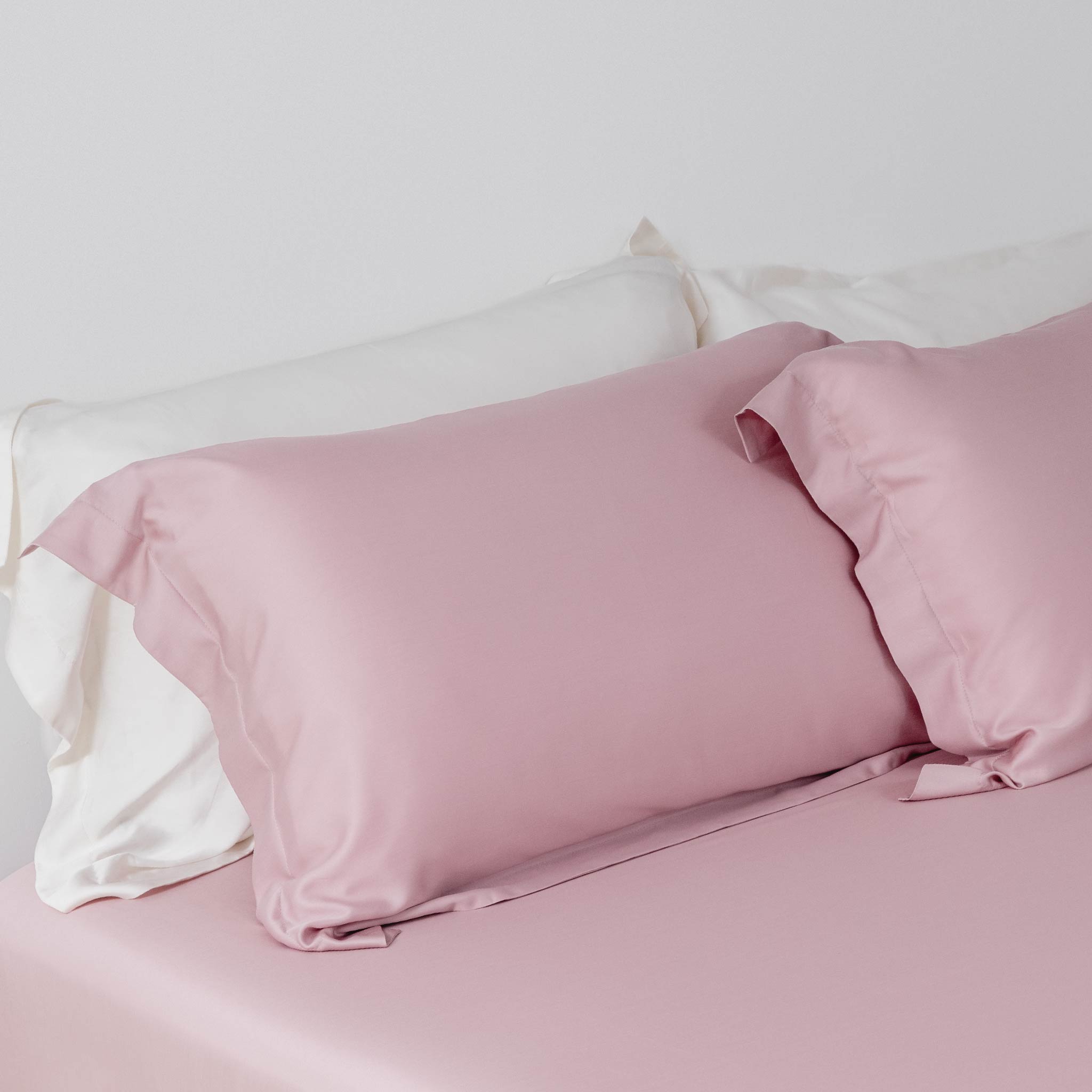 80 支天絲™ 寢具組(床包+枕套)產品照 - 野玫粉 Rosy Pink - 1